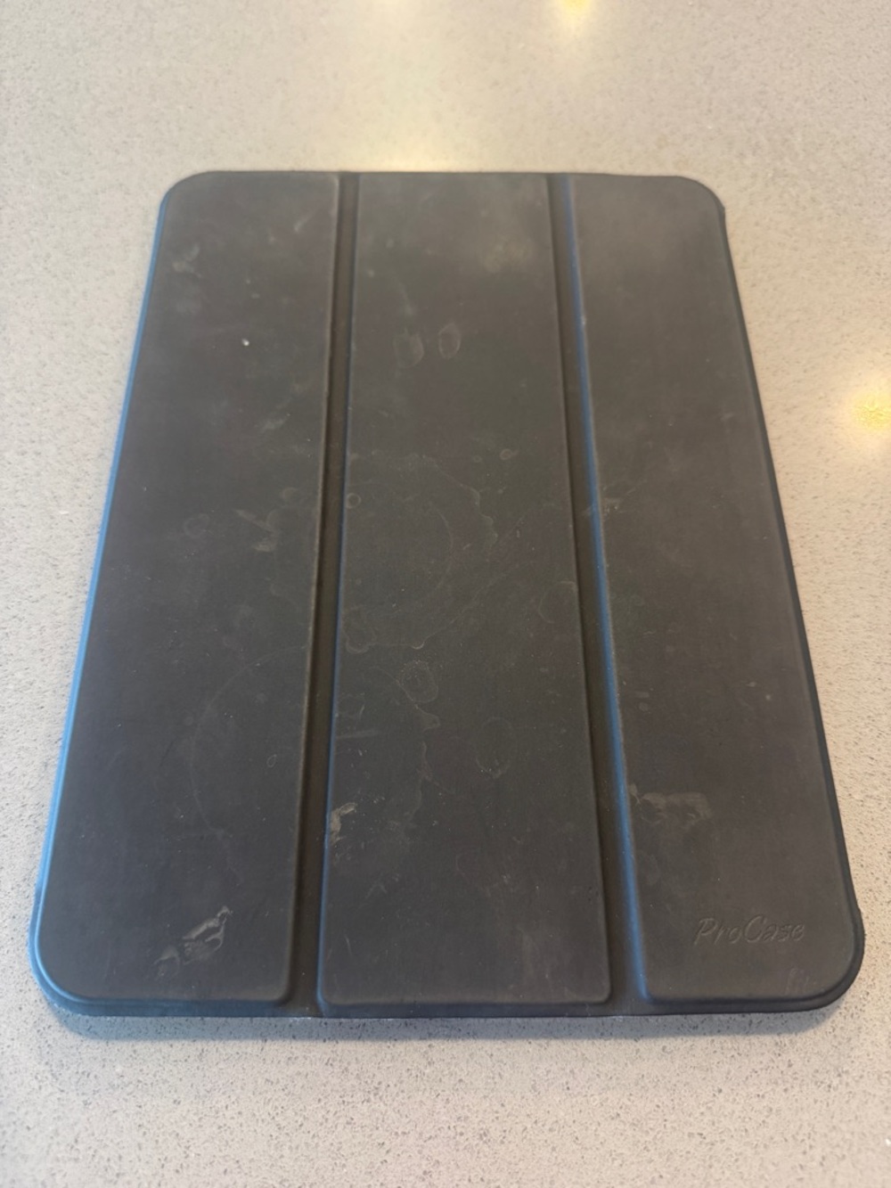 Apple iPad 10.9 inch, 10th gen, 256GB WiFi, blue. Case and charger included!!! - Picture 10 of 14